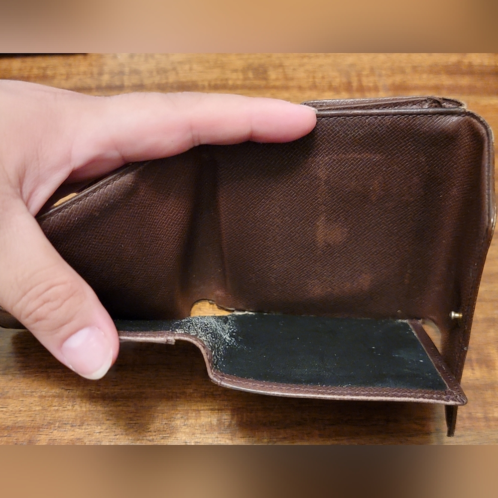 Louis Vuitton Brown Damier Ebene Wallet - Picture 5 of 11